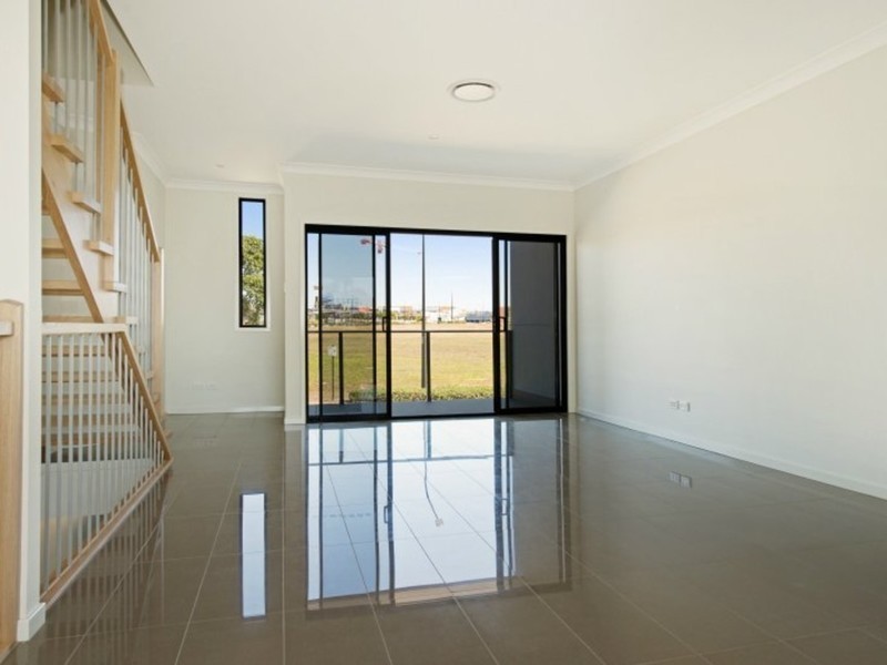 18/50 Lakefield Drive, North Lakes QLD 4509