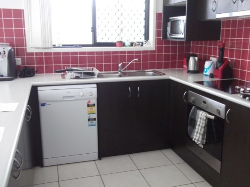 8 Sandhurst Crescent, Peregian Springs QLD 4573