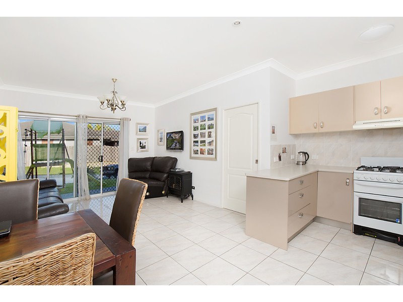 1A Jason Pl, Little Mountain QLD 4551