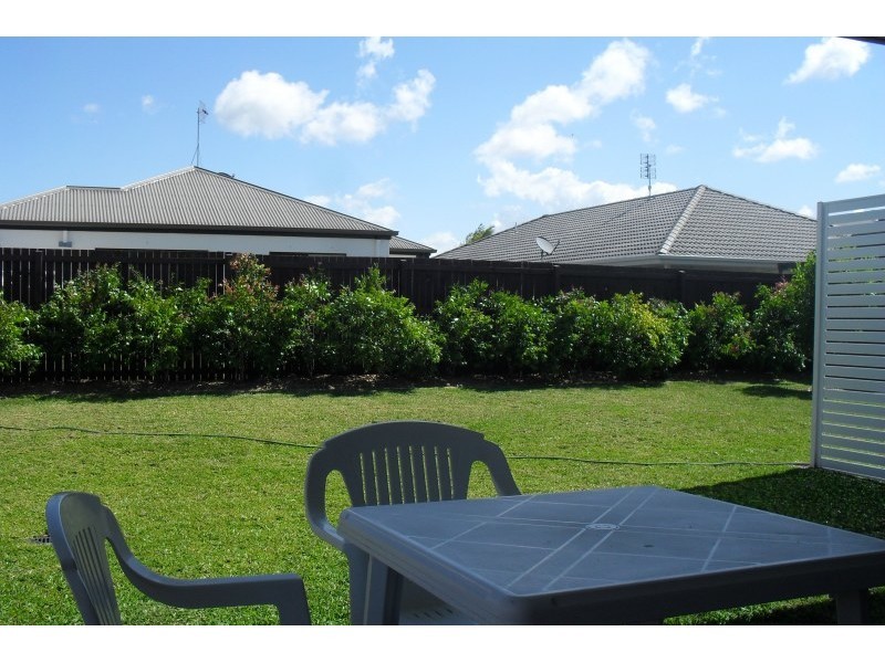 10 Oakbridge Way, Peregian Springs QLD 4573