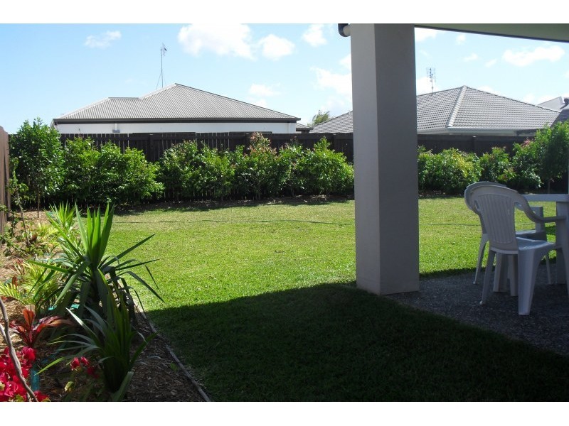 10 Oakbridge Way, Peregian Springs QLD 4573