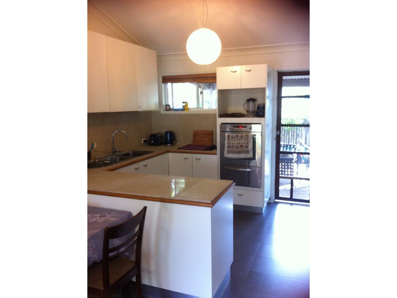 188 Centenary Heights Rd, Coolum Beach QLD 4573