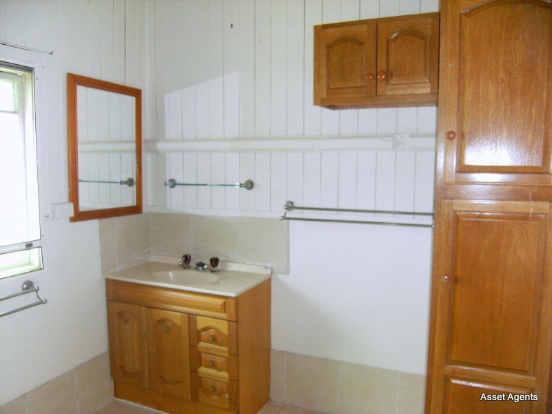 6 Toomey St, Yarraman QLD 4614