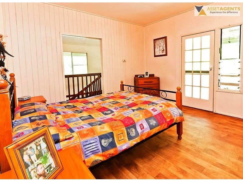 874 Mcintosh Creek Rd, Calico Creek QLD 4570