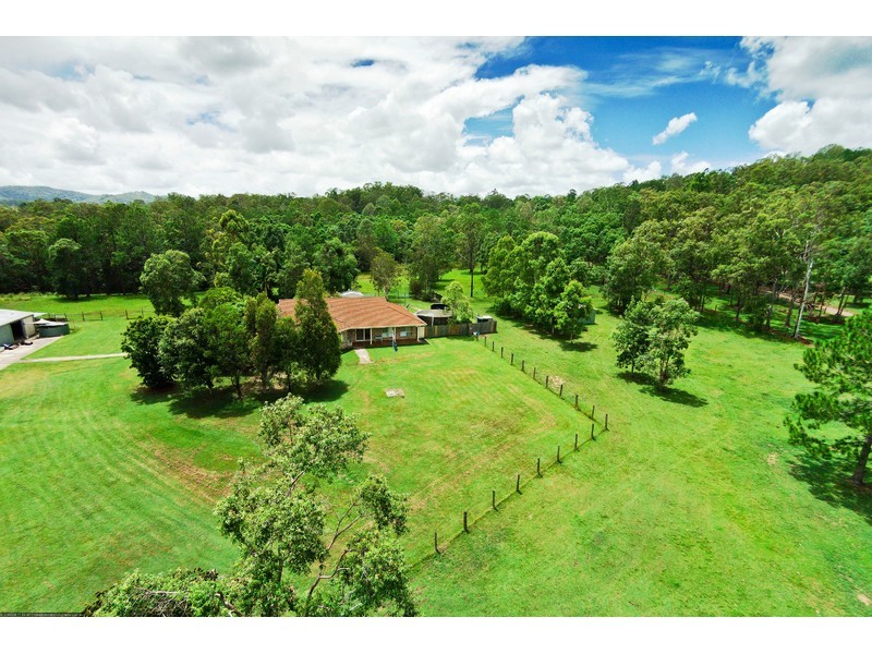 53 Jubilee Road, Carters Ridge QLD 4563