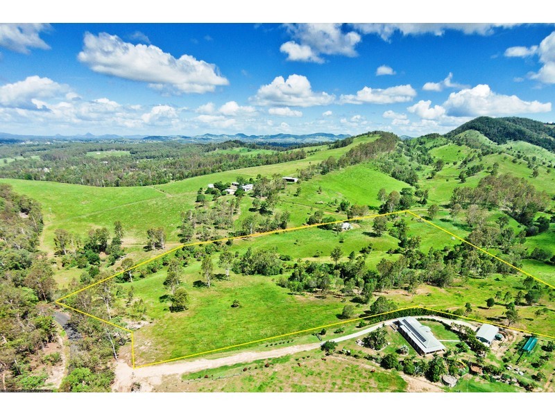 559 Rocks Road, Pie Creek QLD 4570
