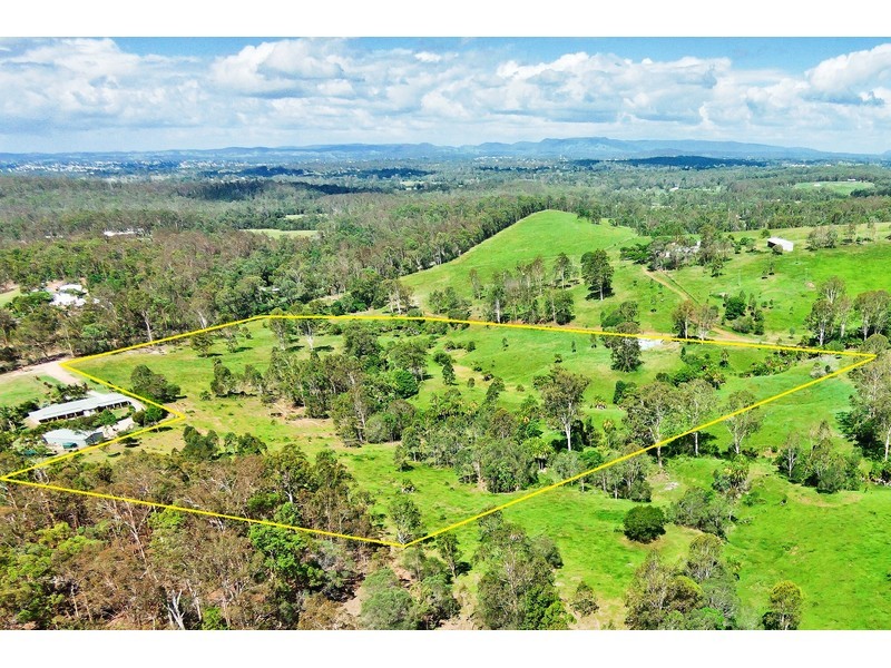 559 Rocks Road, Pie Creek QLD 4570