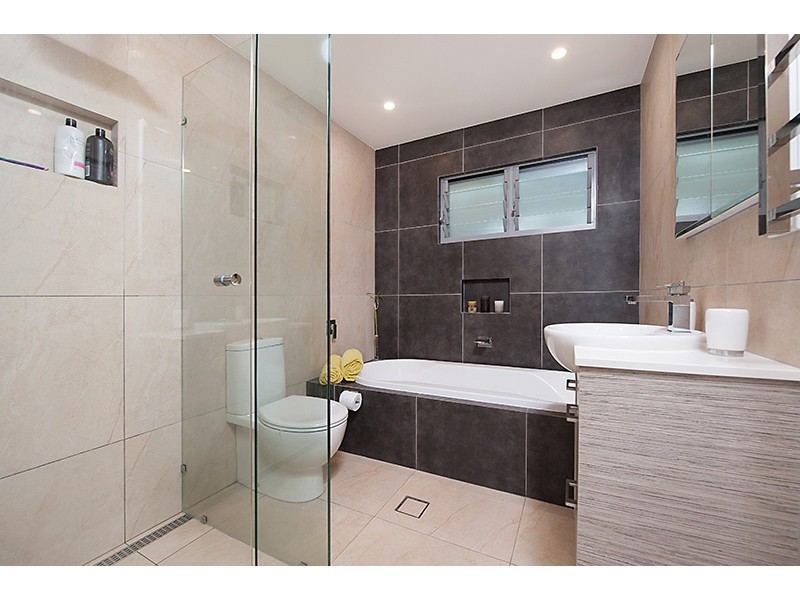 12 Merval Court, Mons QLD 4556