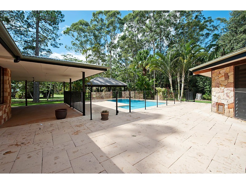 53 Rainforest Rd, Chevallum QLD 4555