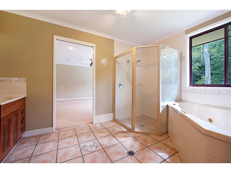 53 Rainforest Rd, Chevallum QLD 4555