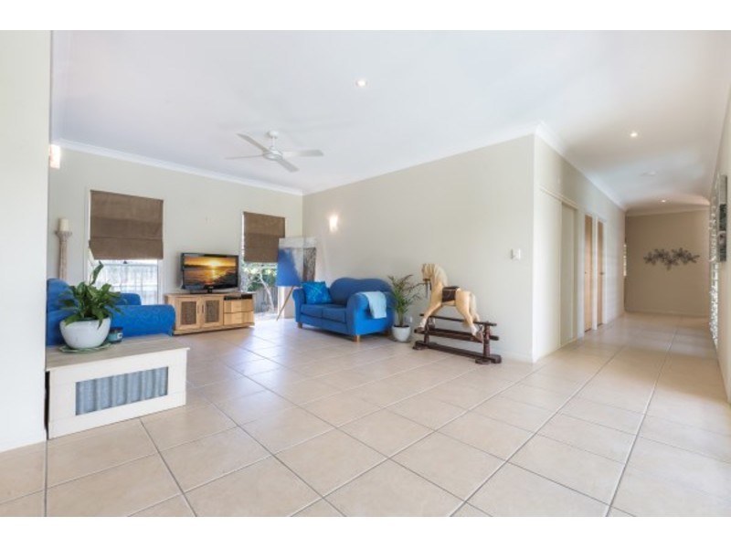 15 Longwood Drive, Peregian Springs QLD 4573