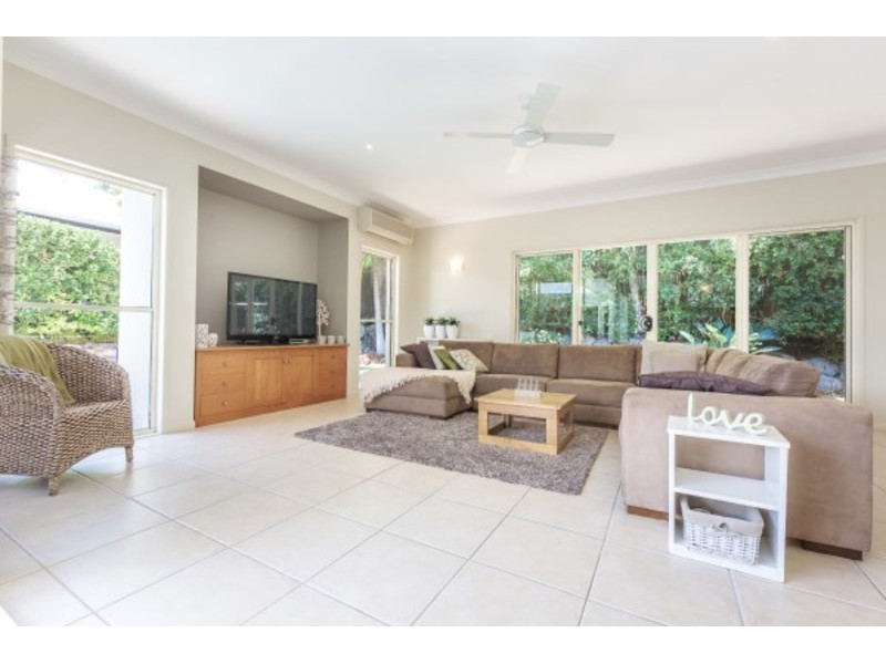 15 Longwood Drive, Peregian Springs QLD 4573