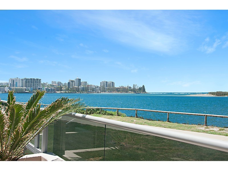 2/47 Landsborough Pde, Golden Beach QLD 4551