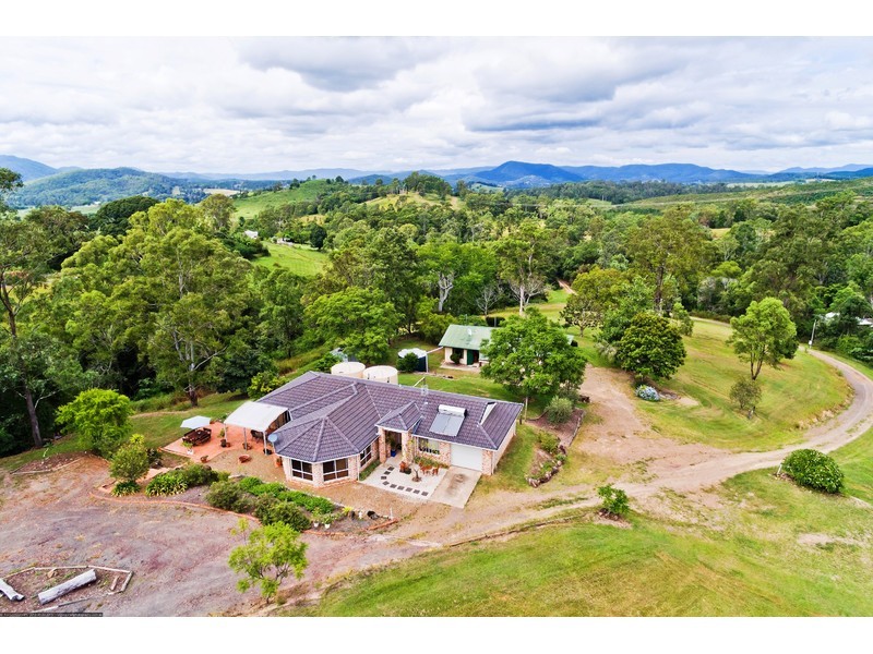 8 Bluff Road, Kenilworth QLD 4574