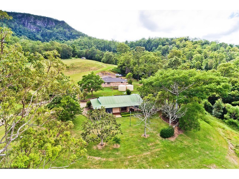 8 Bluff Road, Kenilworth QLD 4574