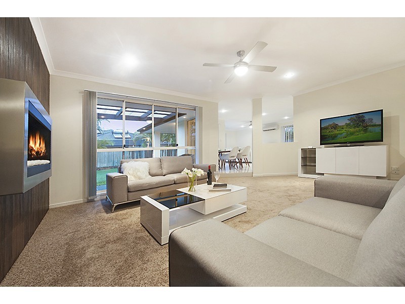 17 Fantail Place, Twin Waters QLD 4564