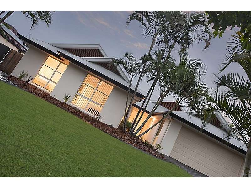 17 Fantail Place, Twin Waters QLD 4564