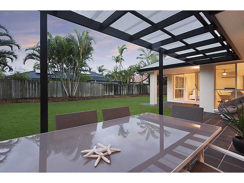 17 Fantail Place, Twin Waters QLD 4564