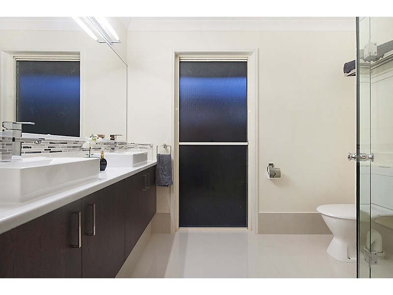 17 Fantail Place, Twin Waters QLD 4564