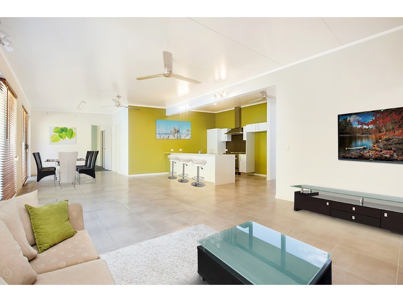 30 Robur Crescent, Mountain Creek QLD 4557