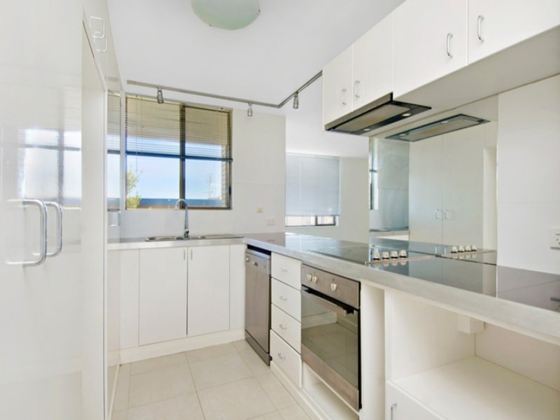 5/35 Lower Gay Terrace, Kings Beach QLD 4551