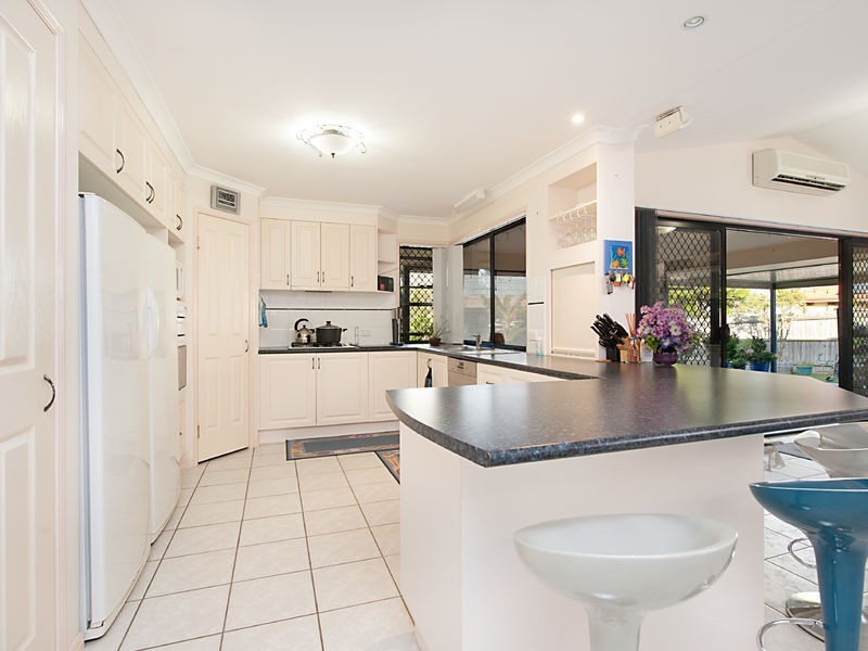 22 Rosslare Street, Caloundra West QLD 4551