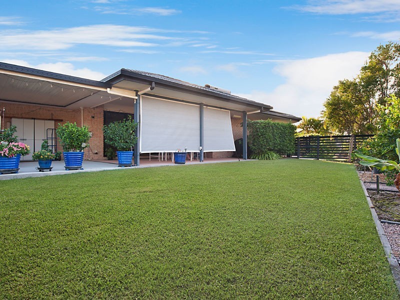 22 Rosslare Street, Caloundra West QLD 4551