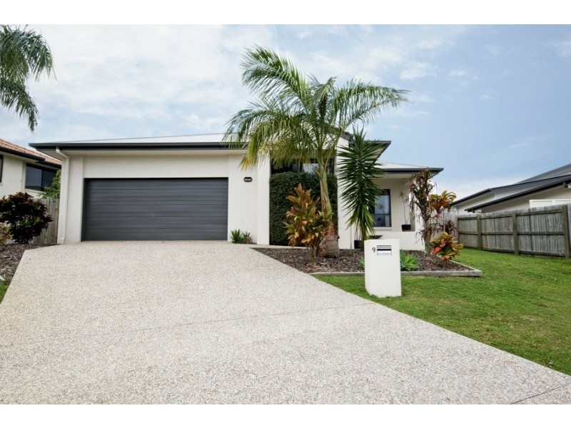 9 Pebble Court, Peregian Springs QLD 4573