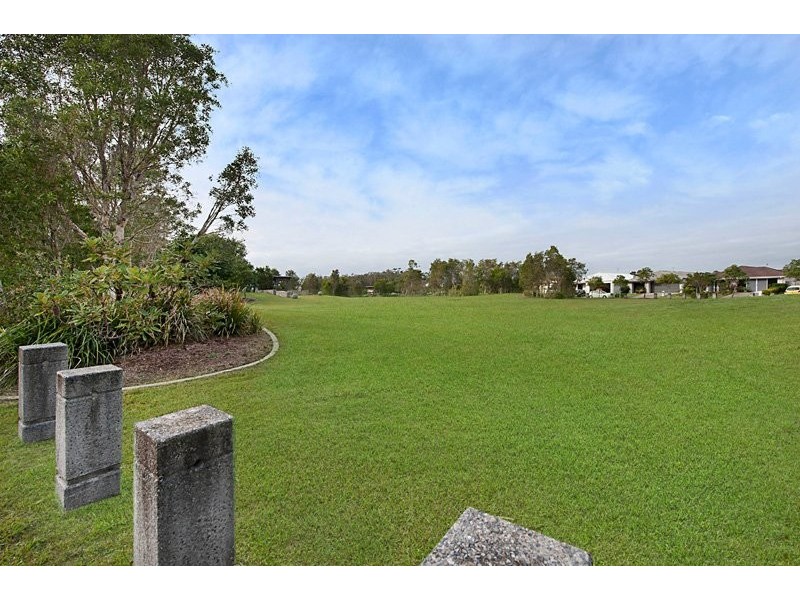 7 Davis, Sippy Downs QLD 4556