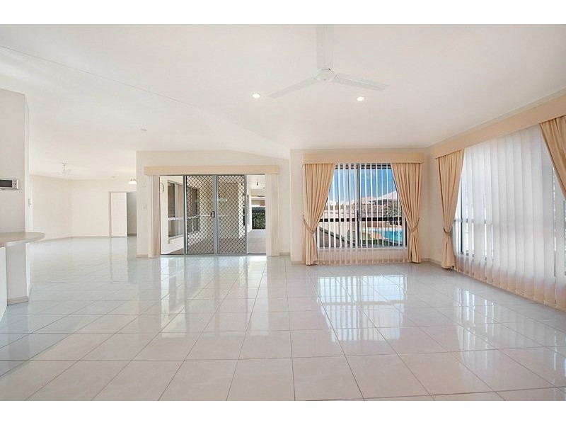 12 Cottonwood, Meridan Plains QLD 4551