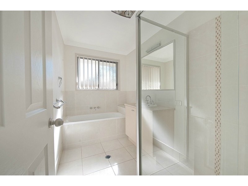 12 Cottonwood, Meridan Plains QLD 4551
