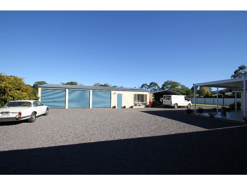 147 Old Gympie Rd, Mooloolah Valley QLD 4553