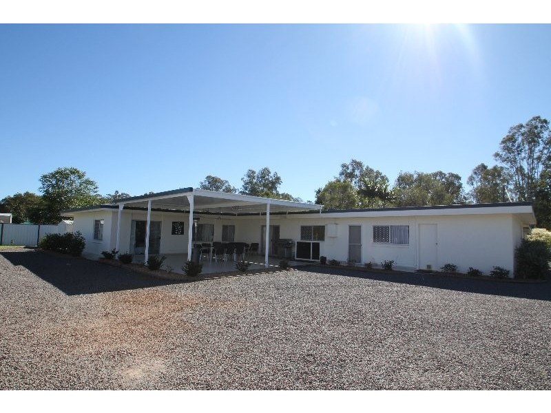 147 Old Gympie Rd, Mooloolah Valley QLD 4553