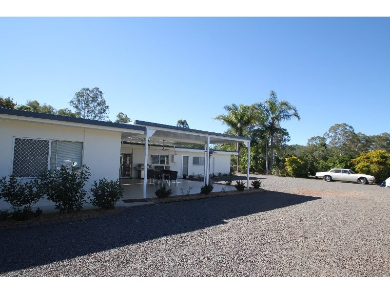 147 Old Gympie Rd, Mooloolah Valley QLD 4553