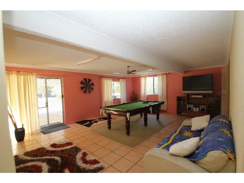 147 Old Gympie Rd, Mooloolah Valley QLD 4553