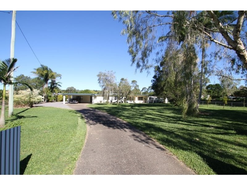 147 Old Gympie Rd, Mooloolah Valley QLD 4553