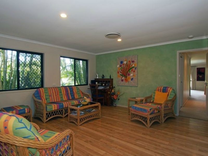 80 Mountain Vista Dr, Glass House Mountains QLD 4518