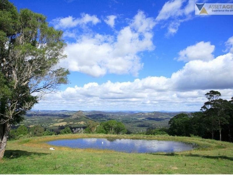 303 Tablelands Rd, Cooran QLD 4569