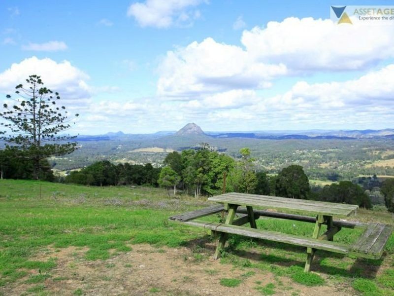 303 Tablelands Rd, Cooran QLD 4569