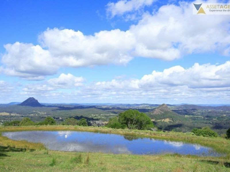 303 Tablelands Rd, Cooran QLD 4569