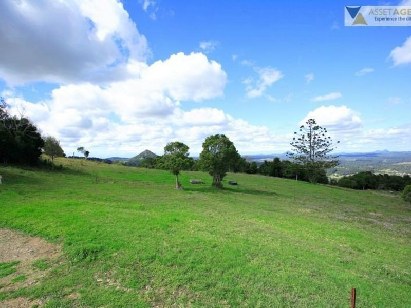 303 Tablelands Rd, Cooran QLD 4569