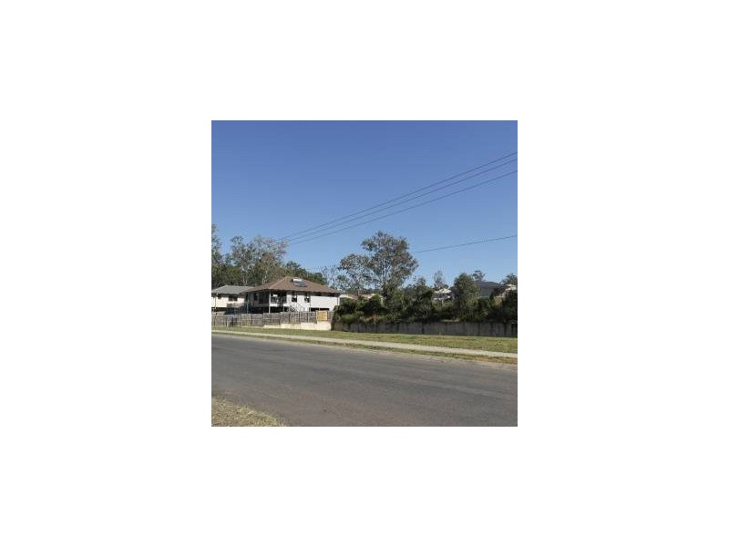 3 Byron Close, Redbank Plains QLD 4301