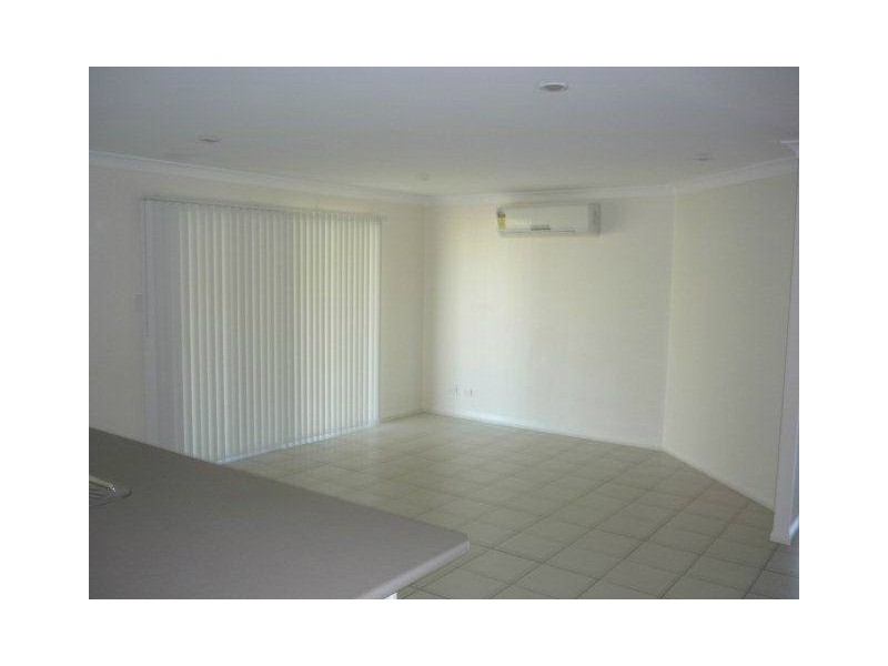 38 Naumann Street, Moranbah QLD 4744