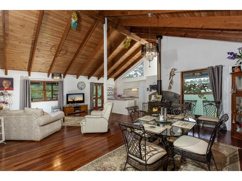 3 Hillfoot Ln, Montville QLD 4560