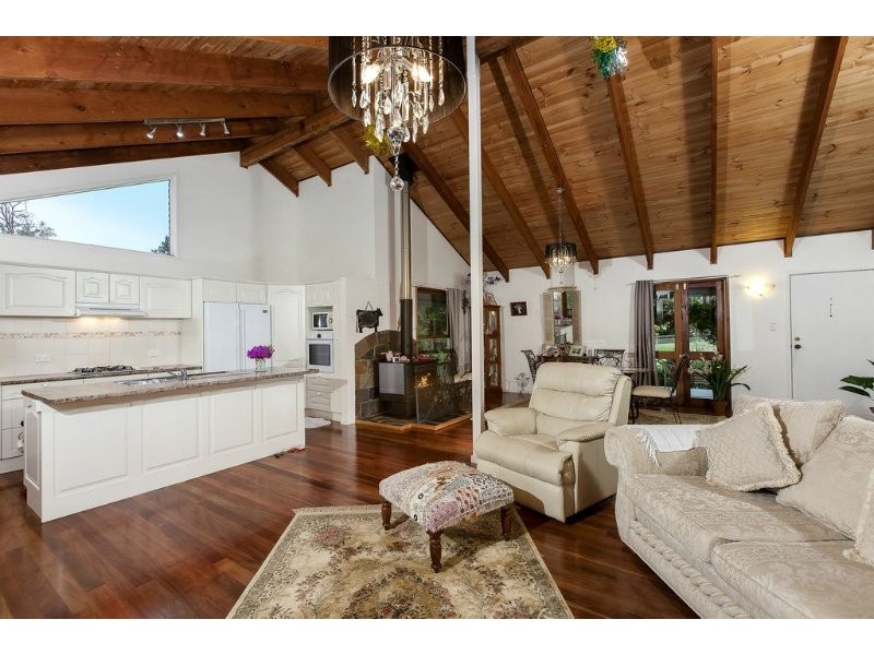 3 Hillfoot Ln, Montville QLD 4560