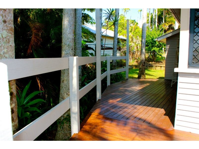 62 McKenzie Rd, Woombye QLD 4559