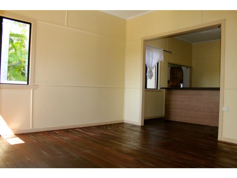 62 McKenzie Rd, Woombye QLD 4559