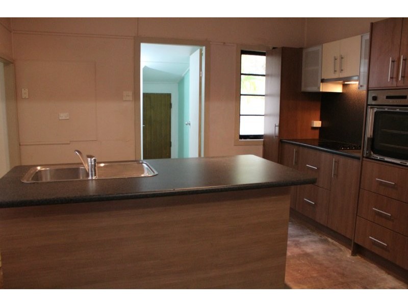 62 McKenzie Rd, Woombye QLD 4559