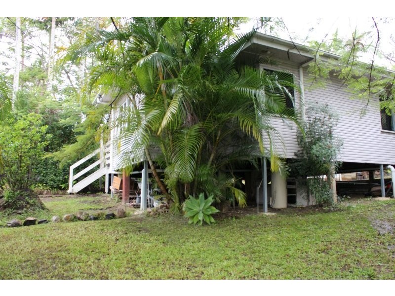 62 McKenzie Rd, Woombye QLD 4559