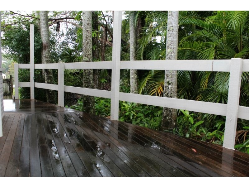 62 McKenzie Rd, Woombye QLD 4559